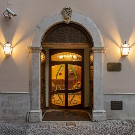 Hotel Rojan Sulmona Exterior foto