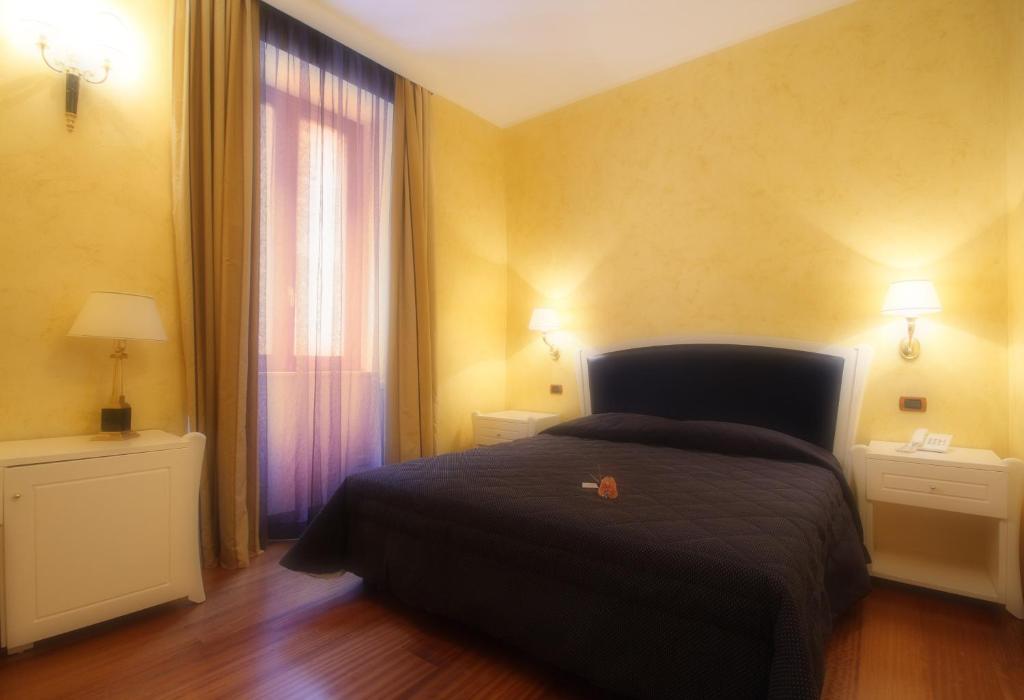Hotel Rojan Sulmona Quarto foto