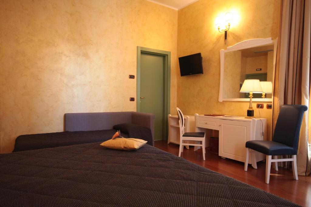 Hotel Rojan Sulmona Quarto foto