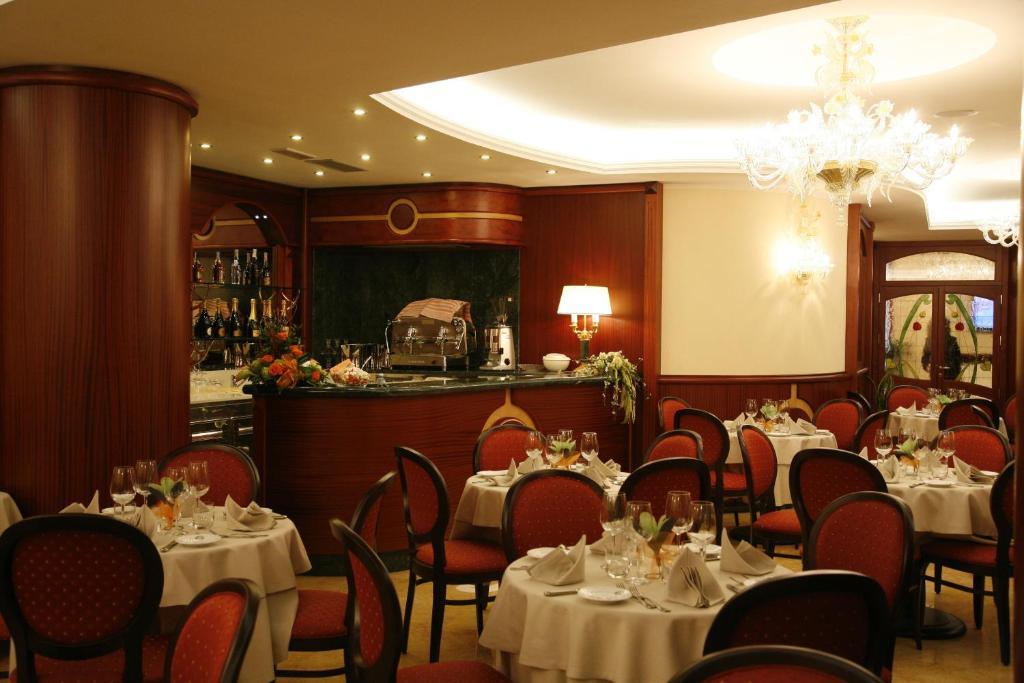 Hotel Rojan Sulmona Exterior foto