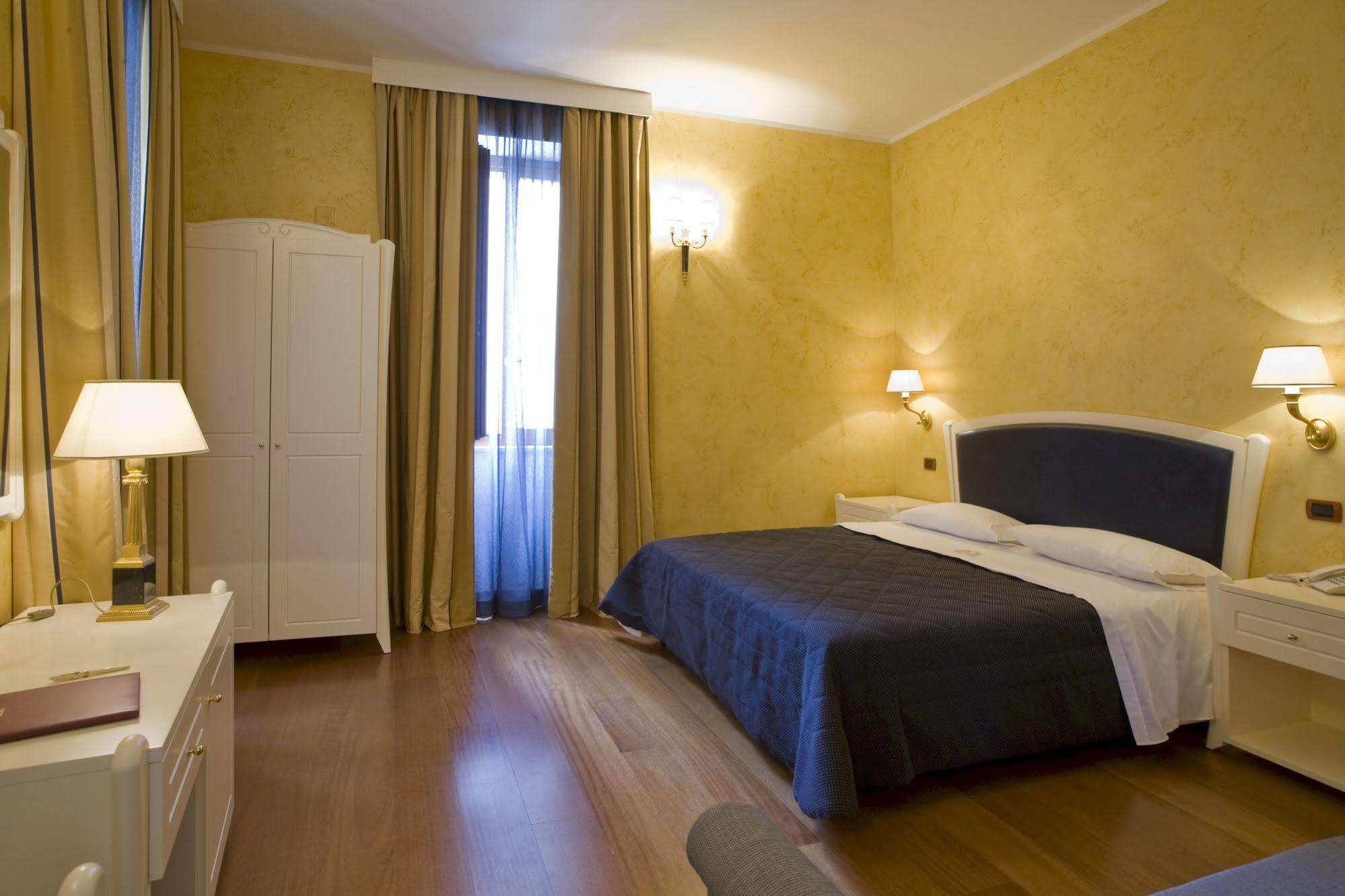 Hotel Rojan Sulmona Exterior foto