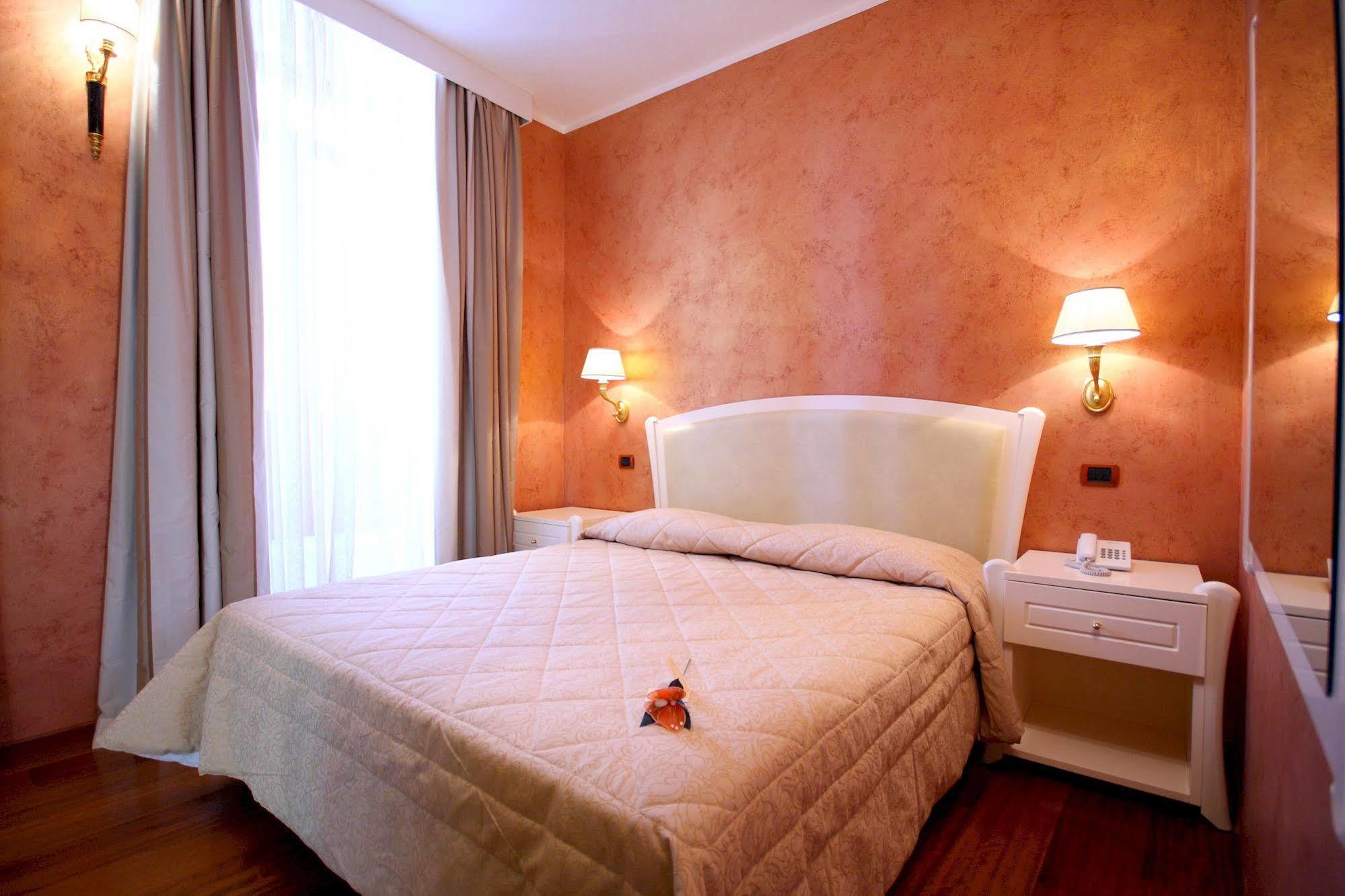 Hotel Rojan Sulmona Exterior foto